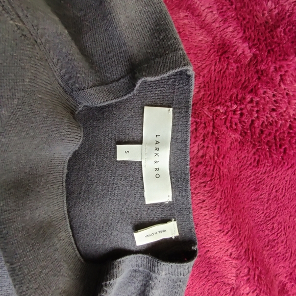 Lark & Ro Knit Dress - Picture 6 of 7